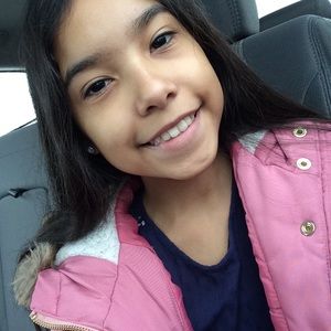 Meet your Posher, Alina